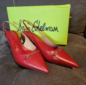 Sam Edelman Red Heels with Gold Chain Detail Size 11